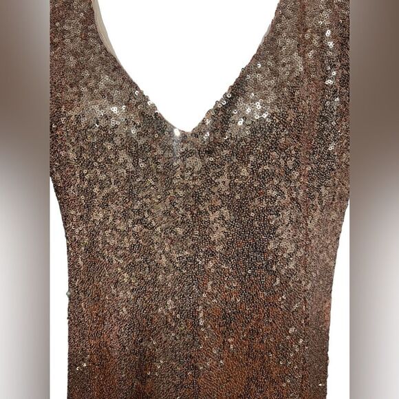 Theia | Kaylee Rose Gold Sequin Gown - Picture 4 of 9